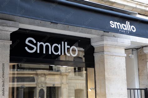 smalto clothing.